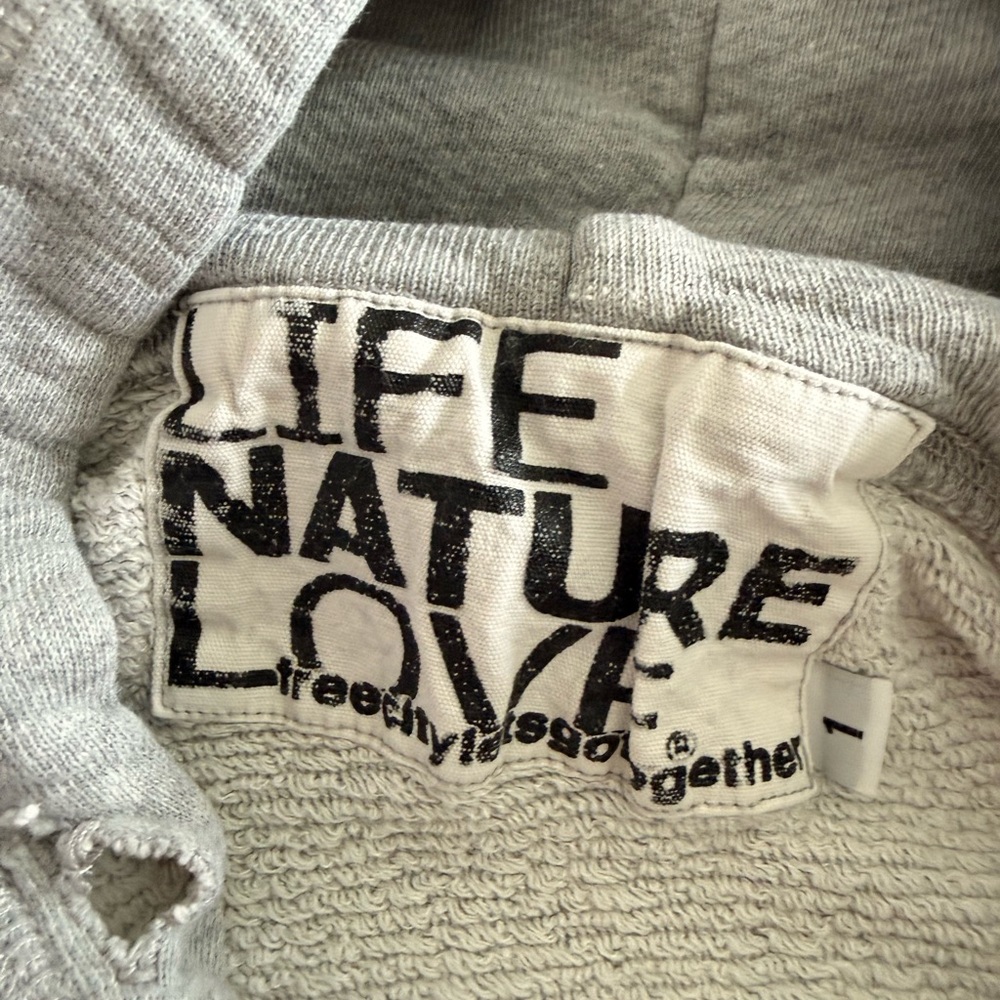 FREE CITY Gray Hoodie with Rainbow Graphic Size 1 - Picture 5 of 5